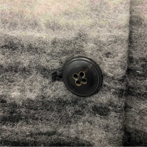 Peruvian Connection Virgin Wool Blend Black,Gray White Ombré Striped Coat Sz 10 - Picture 12 of 13
